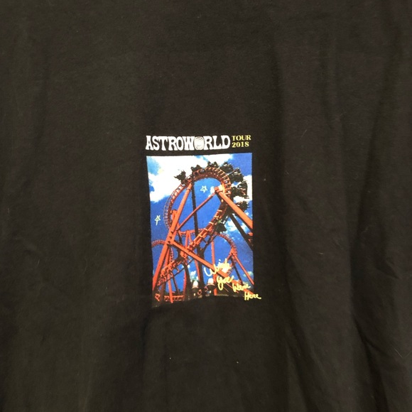 Travis Scott ASTROWORLD TOUR 2018 - Picture 2 of 4